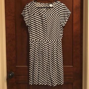 Jcrew Factory Dress Black and White Stripe Pattern